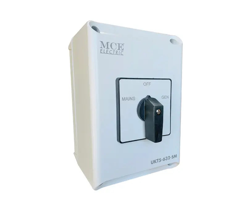 3 Pole Change Over Switch - Surface Mounting PVC IP65