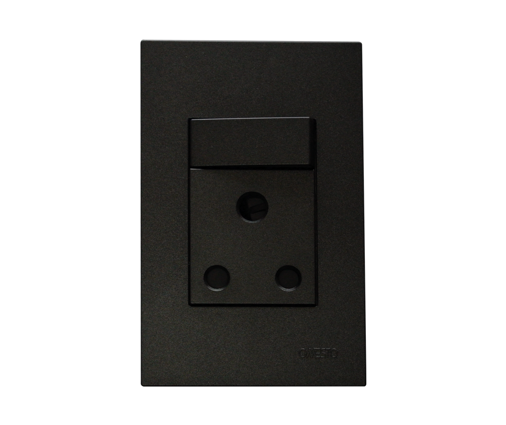 SWITCHED SOCKETS - BLACK