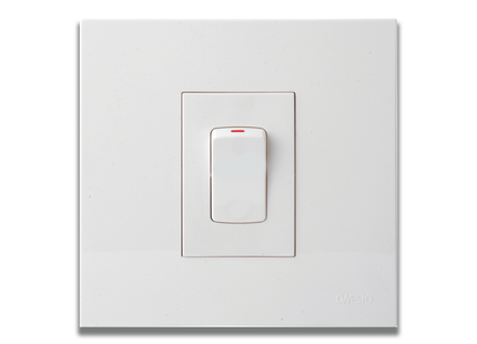 4 x 4 Isolator Switches
