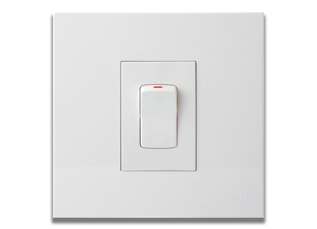 4 x 4 Isolator Switches