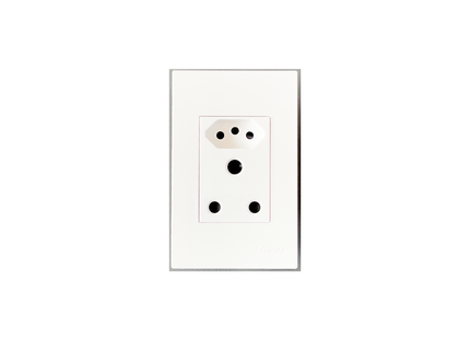 4 x 2 Unswitched Socket