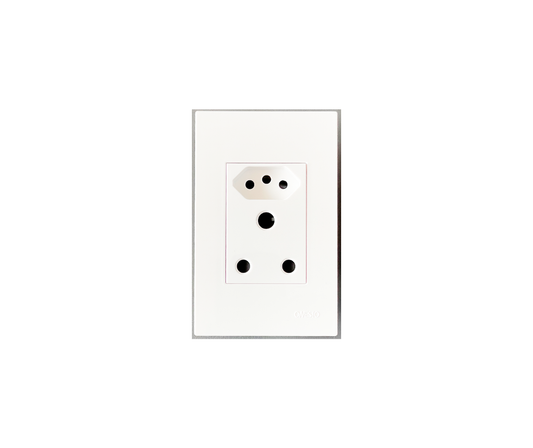 4 x 2 Unswitched Socket