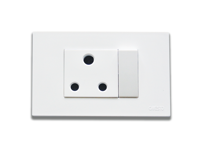 4 x 2 16A Single Switched Socket - Horizontal