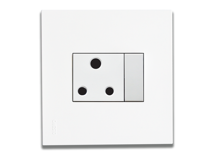 4 x 4 16A Single Switched Socket Outlet - Horizontal
