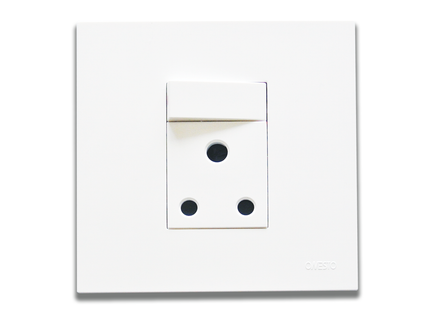 4 x 4 16A Single Switched Socket Outlet - Vertical