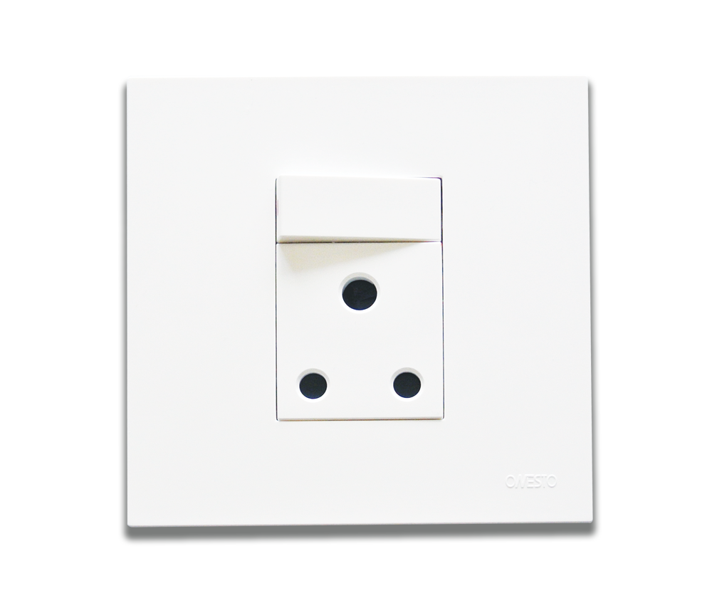 4 x 4 16A Single Switched Socket Outlet - Vertical