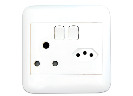 4X4 Single+1 New ZA Switched Socket