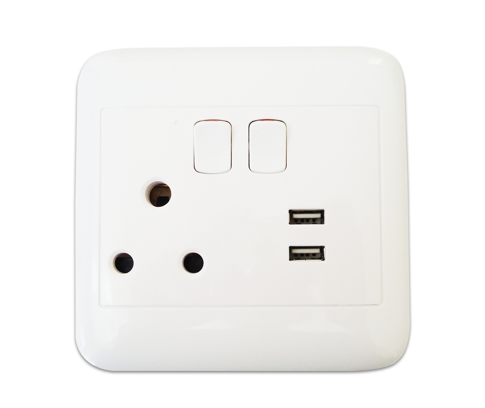 4X4 Single Switched Socket + 2 x USB