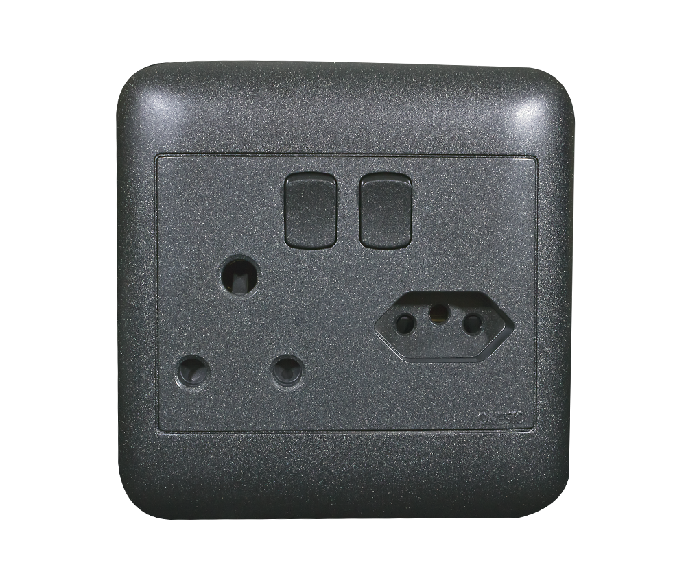 4X4 Single+2P Black Switch Socket