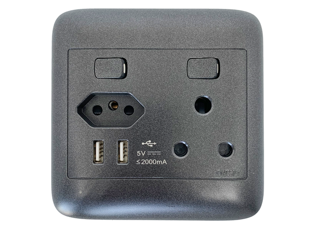 4X4 Black 1 x New ZA + Single + Double USB Socket