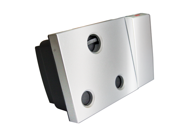 16A Single Switched Socket Outlet