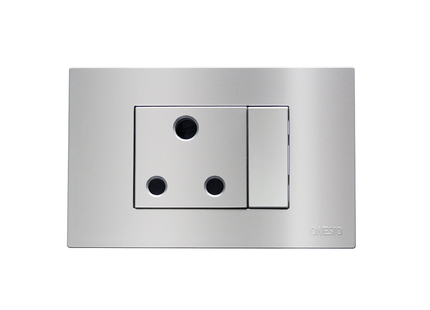 4 x 2 16A Single Switched Socket Outlet - Horizontal