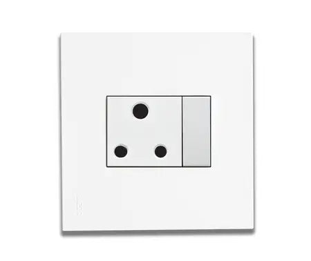 4 x 4 16A Single Switched Socket Outlet - Horizontal