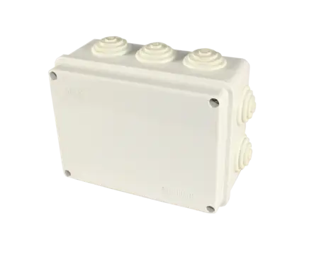 Square junction box